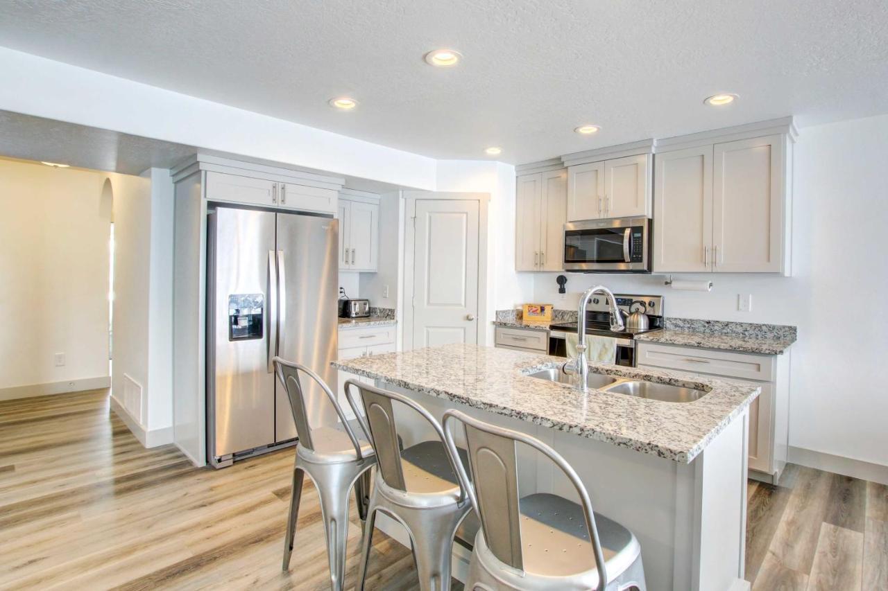 Family-Friendly Bear Lake Vacation Rental Garden City Exterior photo