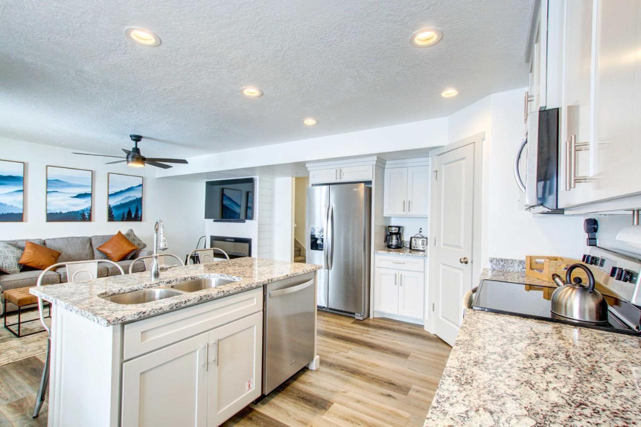 Family-Friendly Bear Lake Vacation Rental Garden City Exterior photo